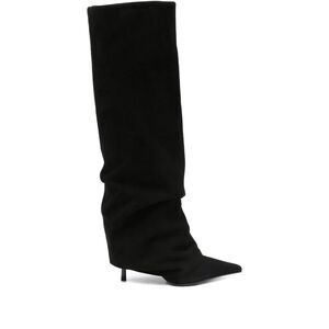 Le Silla Black Women